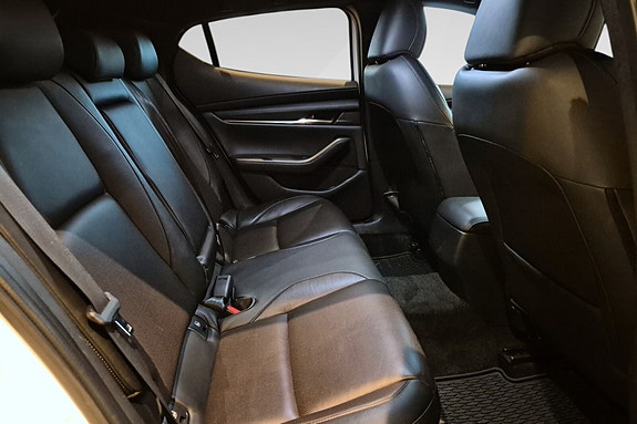 Mazda 3 17 of 18