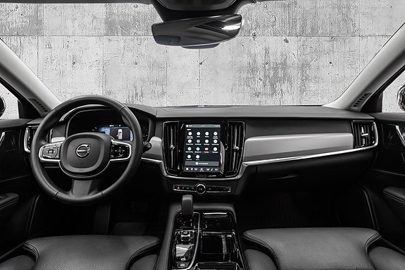 Volvo V90 13 of 30