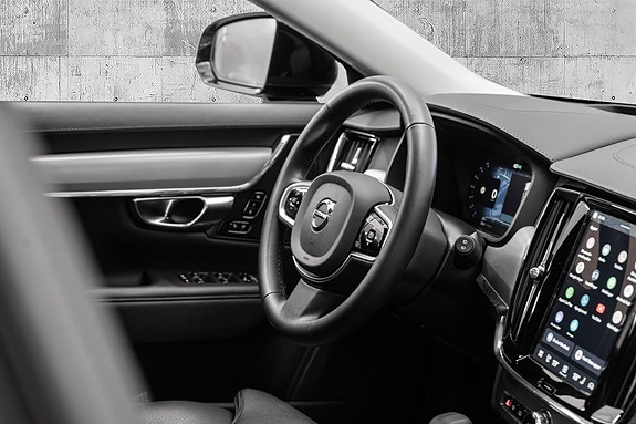 Volvo V90 27 of 30