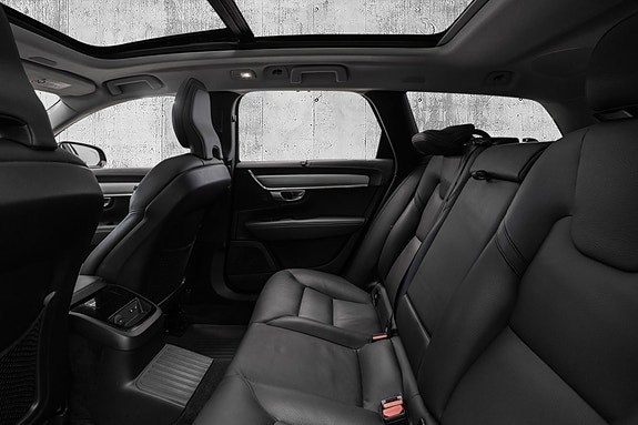 Volvo V90 12 of 30