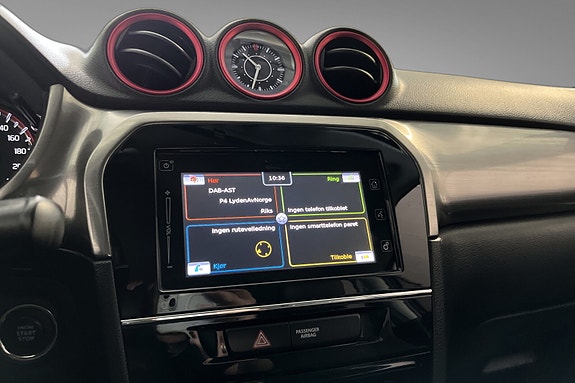 Suzuki Vitara 15 of 17