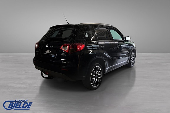 Suzuki Vitara 5 of 17