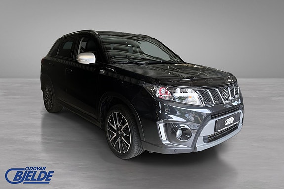 Suzuki Vitara 3 of 17