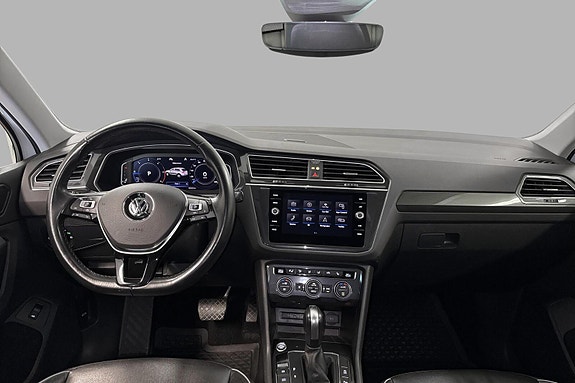 Volkswagen Tiguan 9 of 30