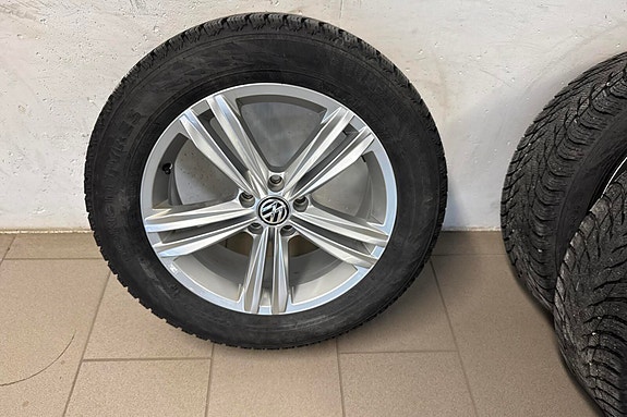 Volkswagen Tiguan 20 of 30