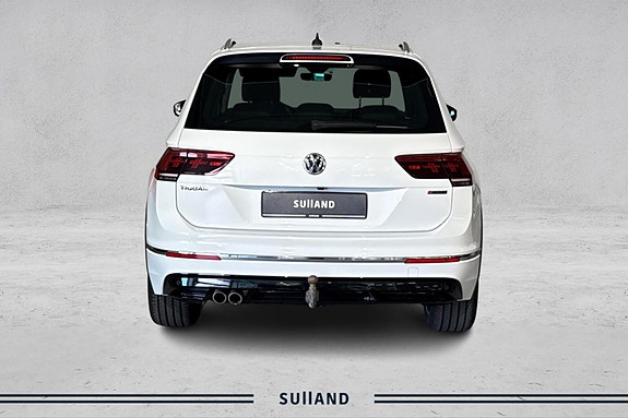 Volkswagen Tiguan 4 of 30