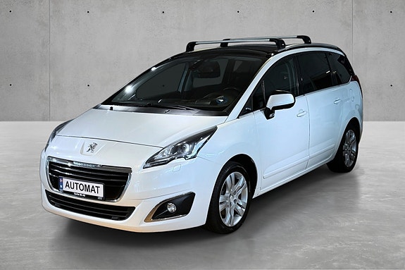 Peugeot 5008 2 of 30