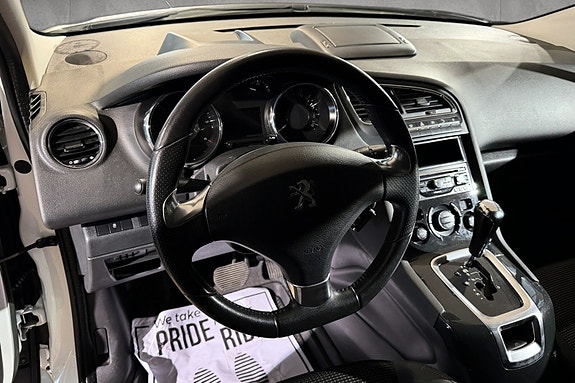 Peugeot 5008 11 of 30