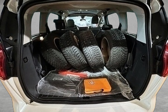Peugeot 5008 26 of 30