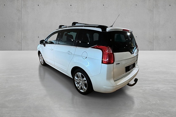 Peugeot 5008 8 of 30