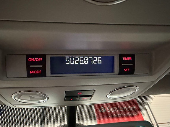 Volkswagen Multivan 19 of 23