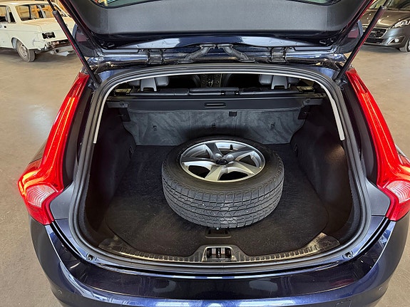 Volvo V60 12 of 24