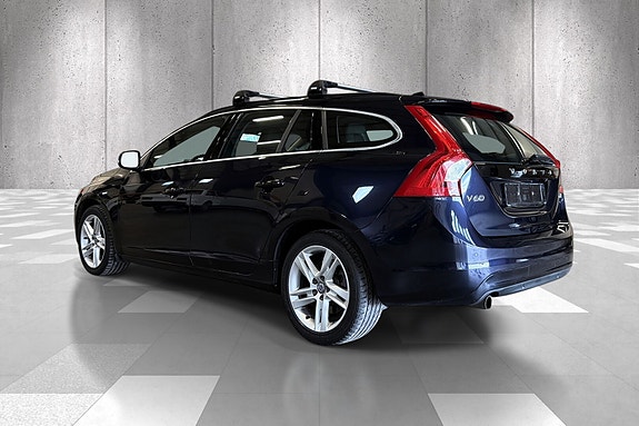 Volvo V60 3 of 24