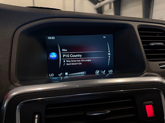 Volvo V60 18 of 24