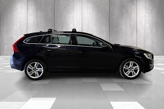 Volvo V60 6 of 24
