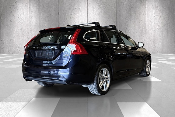 Volvo V60 5 of 24