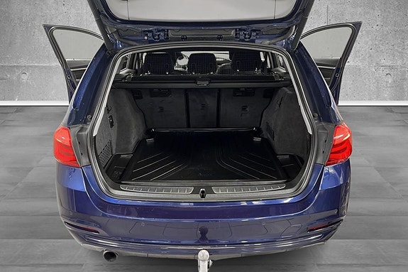 BMW 318i 18 of 27