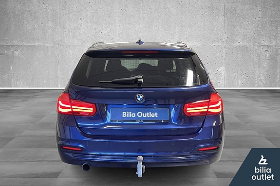 BMW 318i 5 of 27