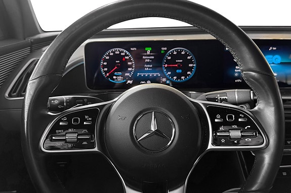 Mercedes-Benz EQC400 29 of 30