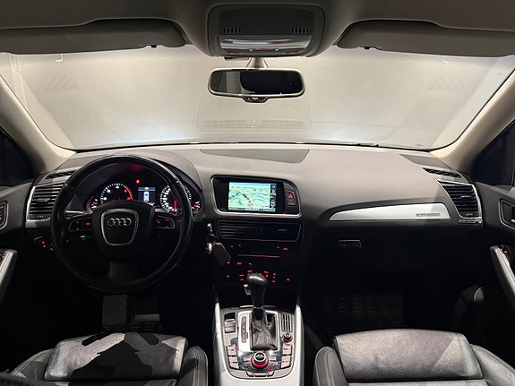 Audi Q5 9 of 25