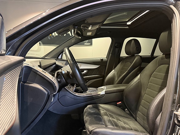 Mercedes-Benz EQC400 10 of 30