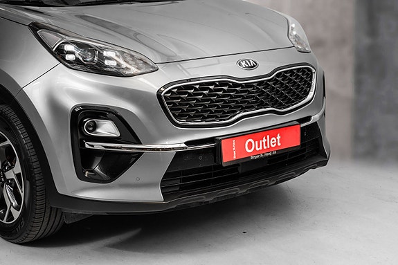 Kia Sportage 2 of 24