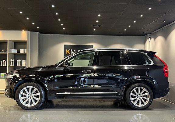 Volvo XC90 5 of 30