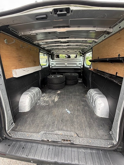 Renault Trafic 18 of 30