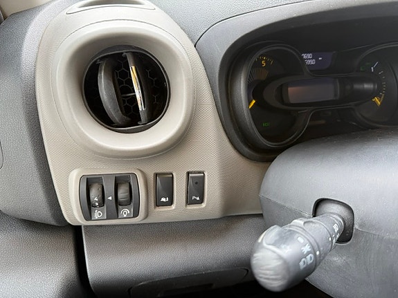 Renault Trafic 24 of 30