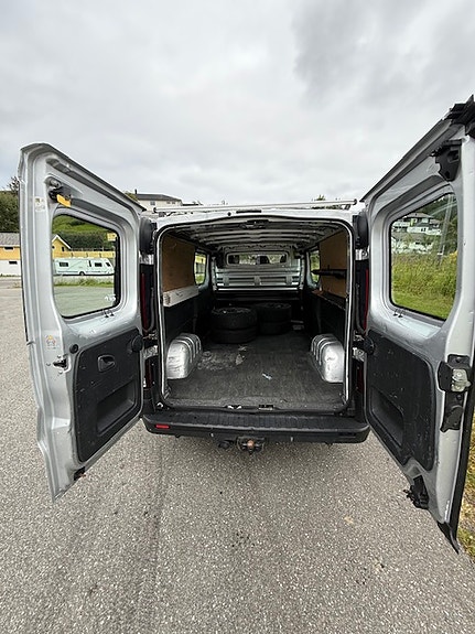 Renault Trafic 17 of 30