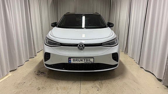 Volkswagen ID.4 GTX 2 of 19
