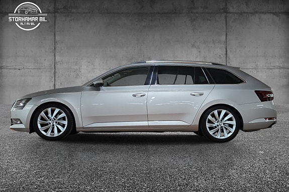 Skoda Superb 6 of 30