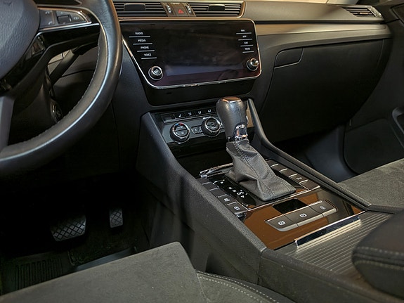 Skoda Superb 26 of 30