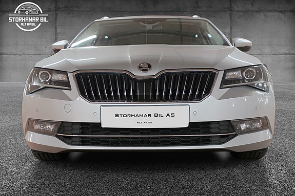 Skoda Superb 7 of 30