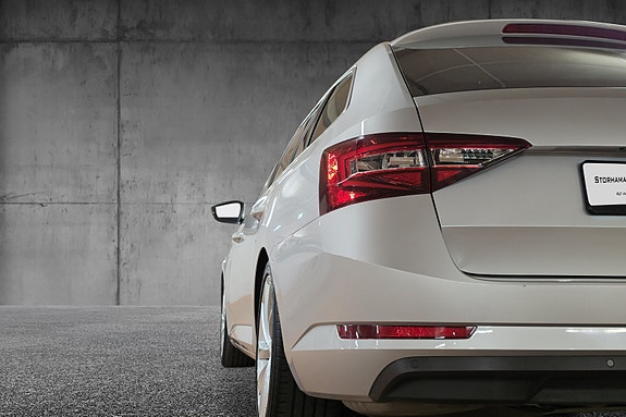 Skoda Superb 11 of 30