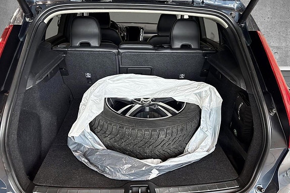 Volvo XC40 22 of 25