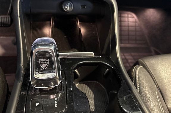 Volvo XC40 17 of 25