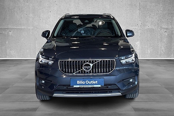 Volvo XC40 5 of 25