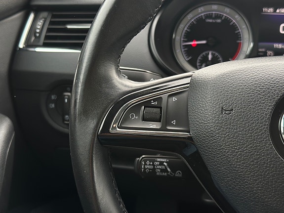 Skoda Octavia 28 of 30