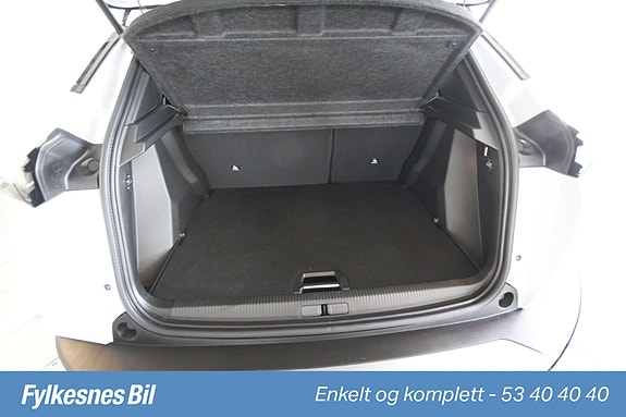 Peugeot e-2008 21 of 24