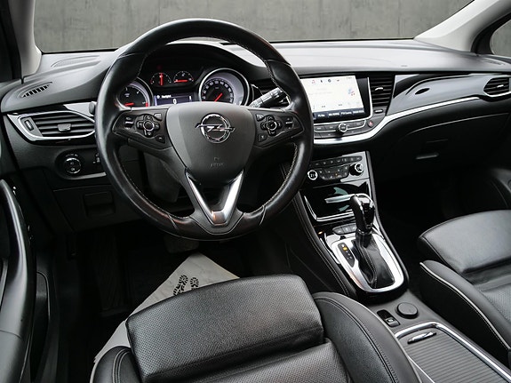Opel Astra 12 of 22