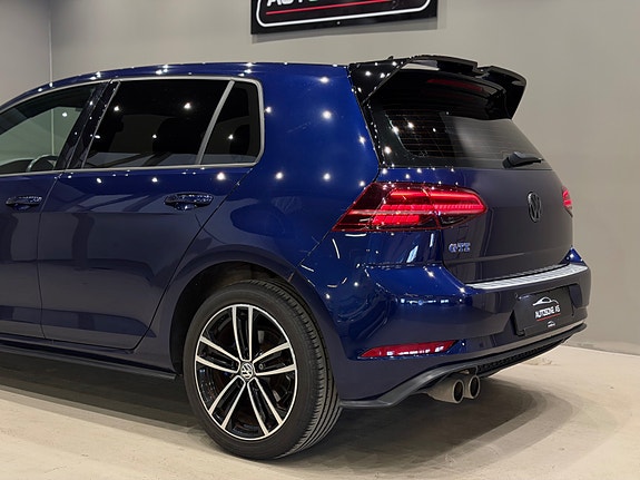 Volkswagen Golf VII 8 of 30