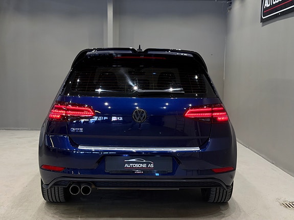 Volkswagen Golf VII 12 of 30