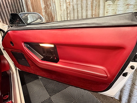 Chevrolet Corvette 26 of 30