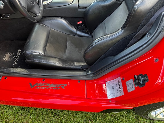 Dodge Viper 22 of 30