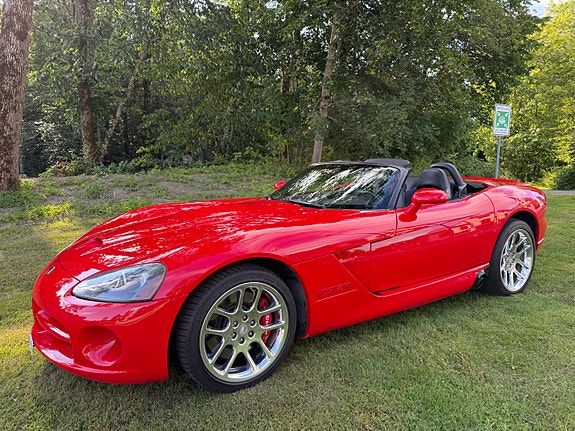 Dodge Viper 16 of 30
