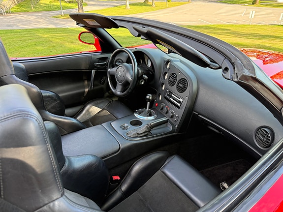 Dodge Viper 25 of 30