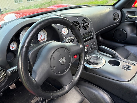 Dodge Viper 24 of 30