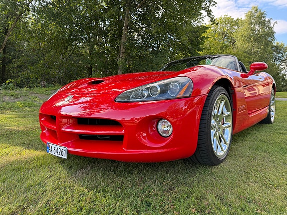 Dodge Viper 4 of 30
