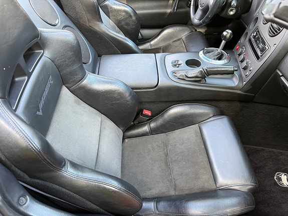 Dodge Viper 29 of 30